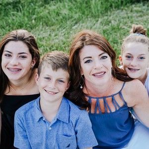 Meet your Posher, Julia